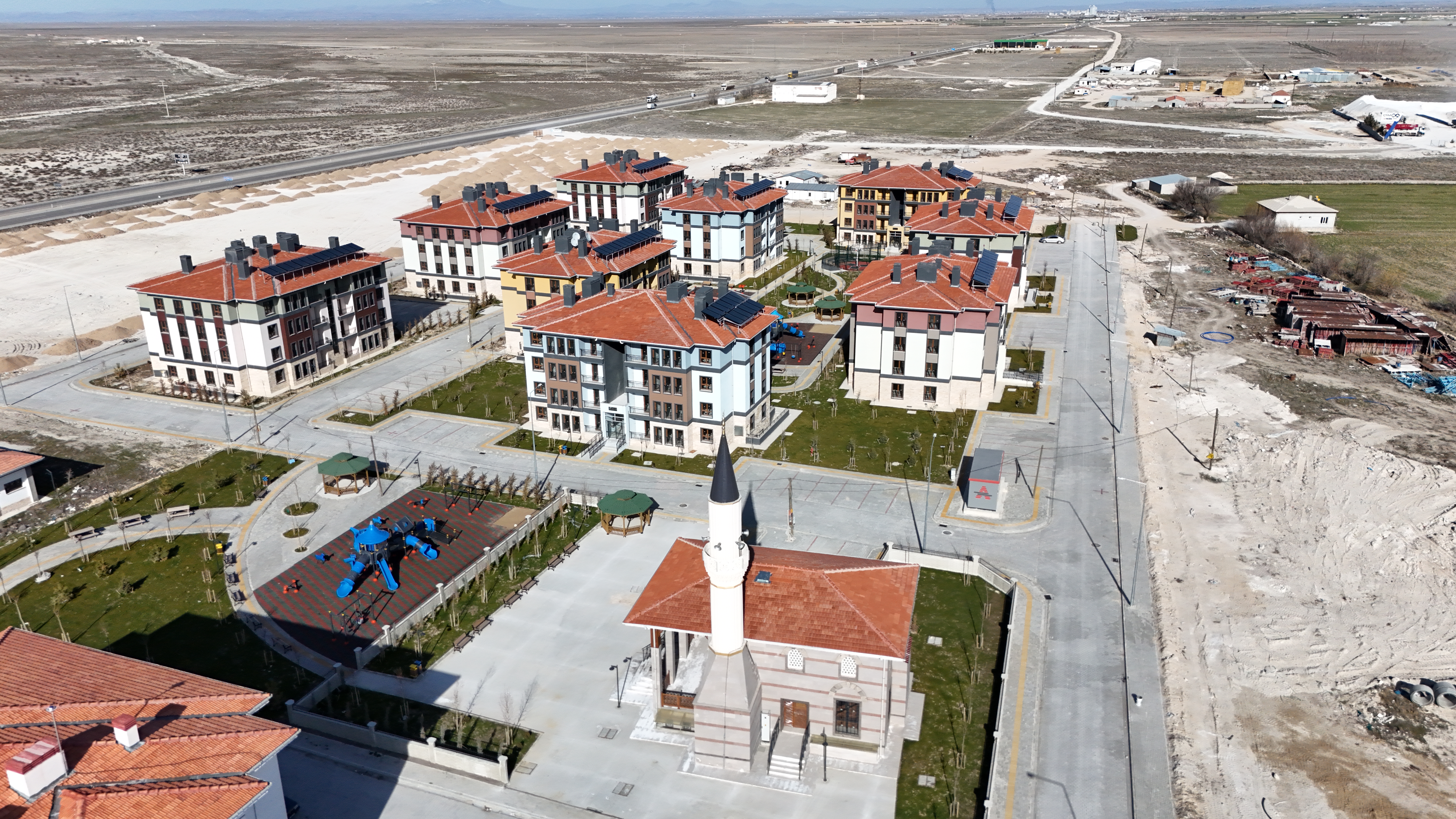 AKSARAY – SULTANHANI İLÇESİ, 4.ETAP 143 KONUT VE 1 ADET CAMİ İNŞAATI İLE ALTYAPI VE ÇEVRE DÜZENLEMESİ